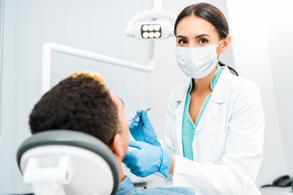 Can General Dentists Perform Oral Surgery? If So, What Kind?