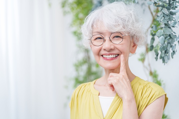 Can A Smile Makeover Improve The Shape Of My Gums?